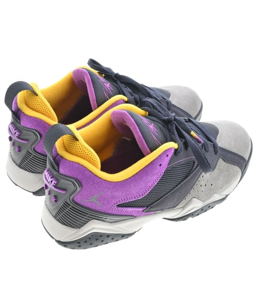 NIKE 運動鞋