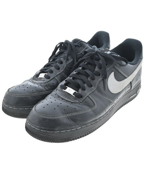 NIKE 運動鞋