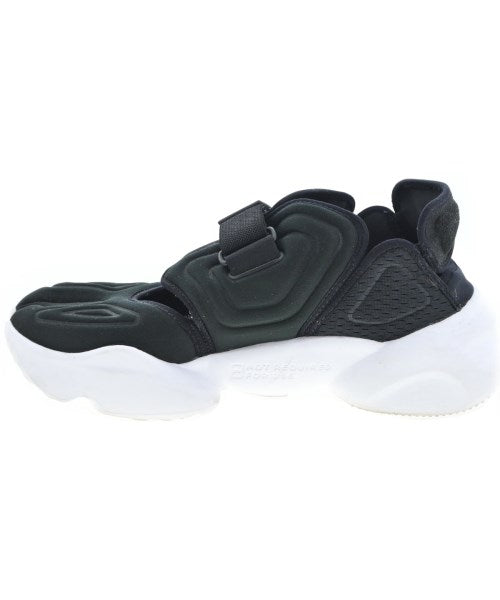 NIKE 運動鞋