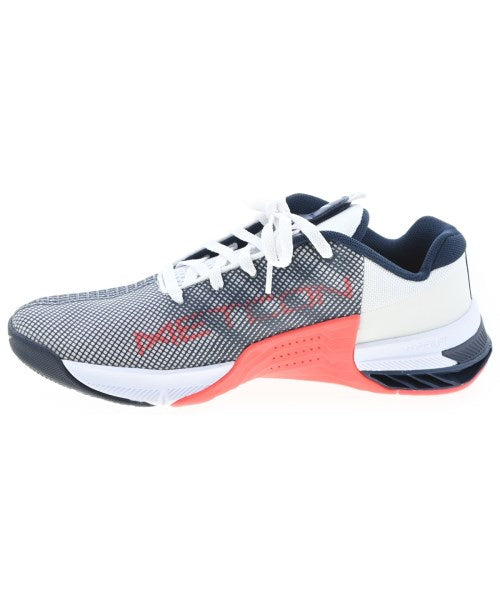NIKE 運動鞋