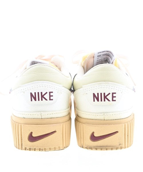 NIKE 運動鞋