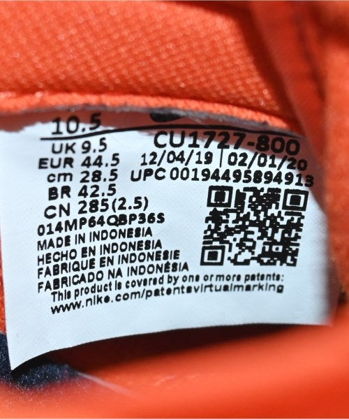 NIKE 運動鞋