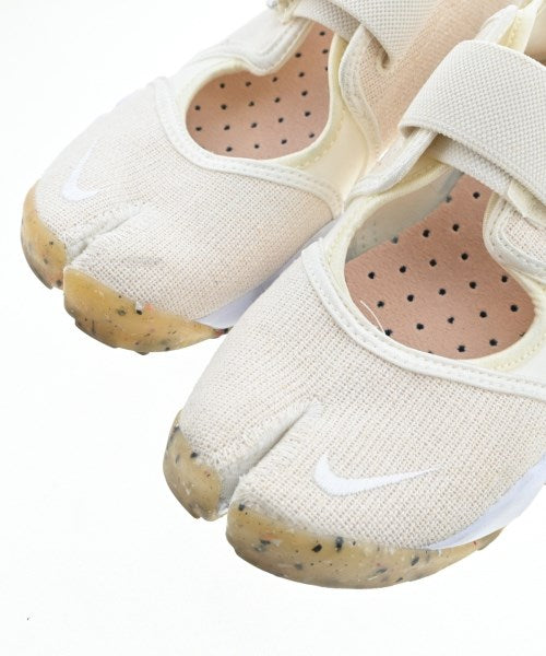 NIKE 運動鞋