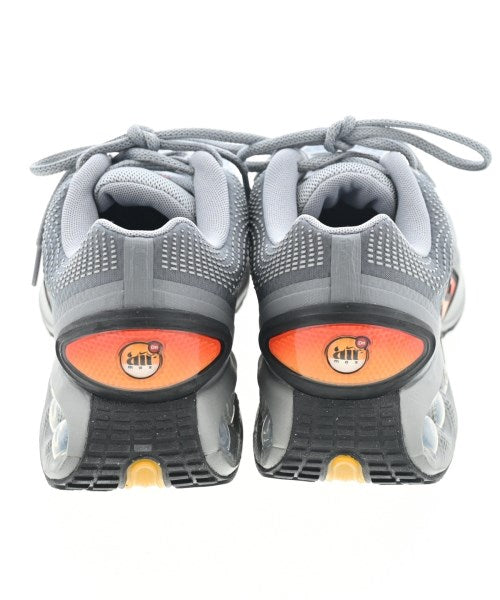 NIKE 運動鞋