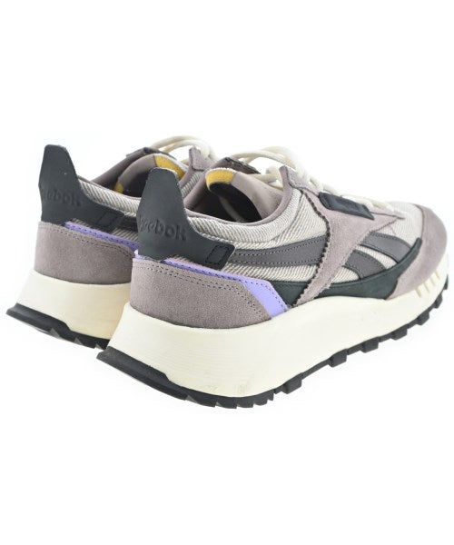 Reebok 運動鞋