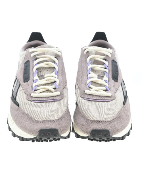 Reebok 運動鞋