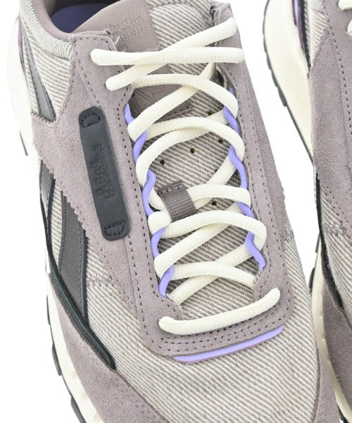 Reebok 運動鞋