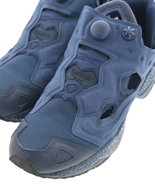 Reebok 運動鞋