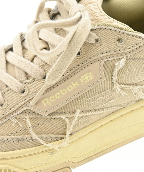 Reebok 運動鞋