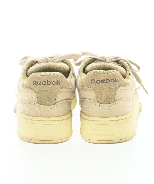 Reebok 運動鞋