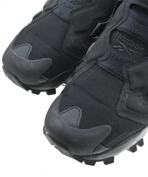Reebok 運動鞋