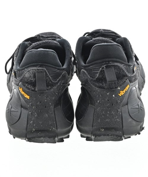 Reebok 運動鞋