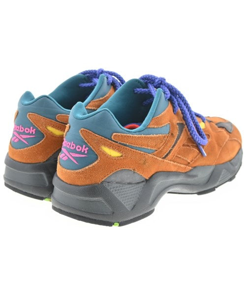 Reebok 運動鞋