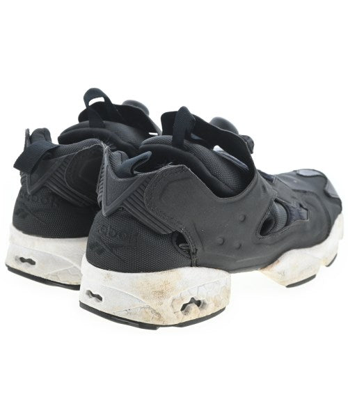 Reebok 運動鞋