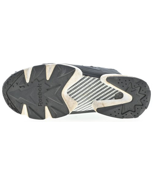 Reebok 運動鞋
