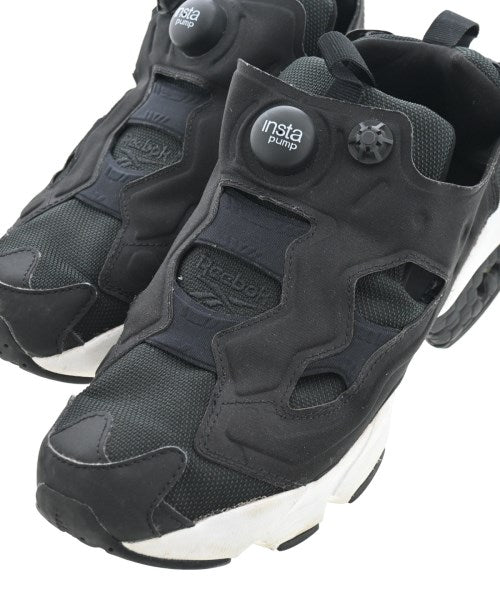 Reebok 運動鞋