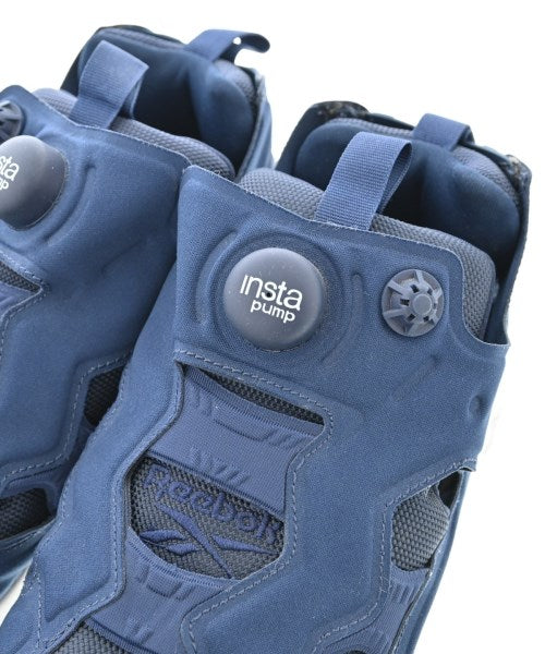 Reebok 運動鞋