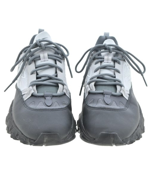 Reebok 運動鞋