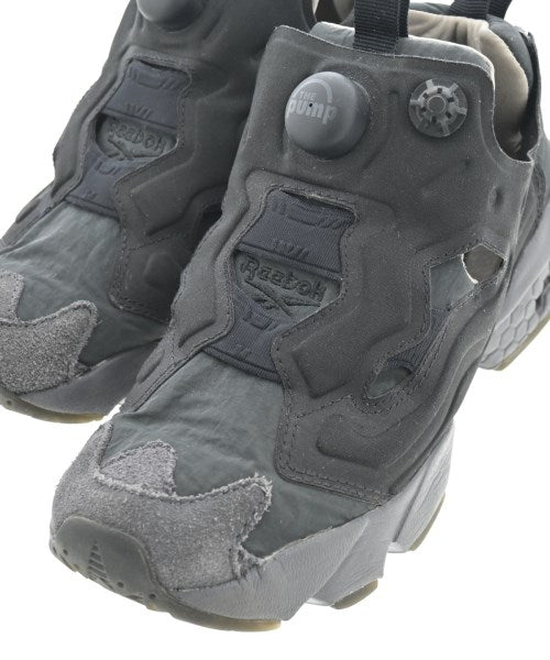 Reebok 運動鞋