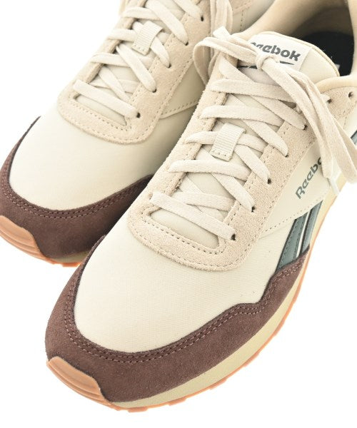 Reebok 運動鞋