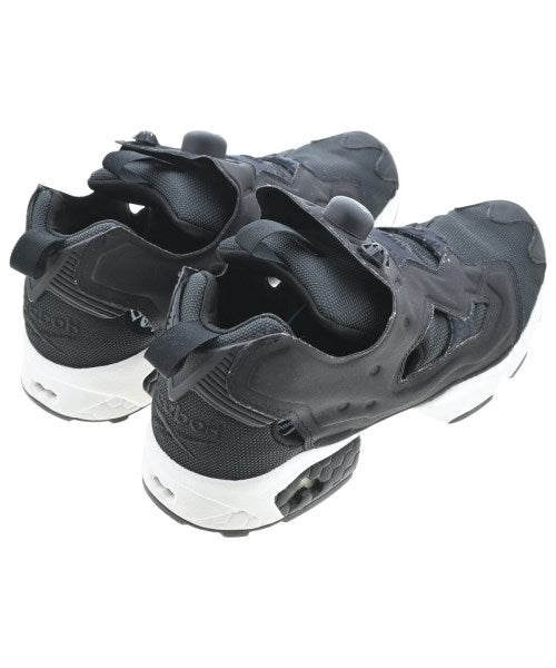 Reebok 運動鞋
