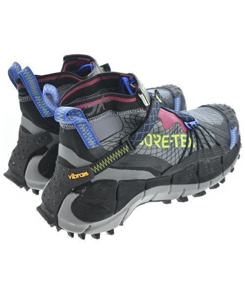 Reebok 運動鞋
