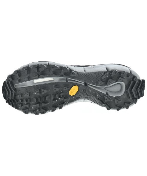 Reebok 運動鞋