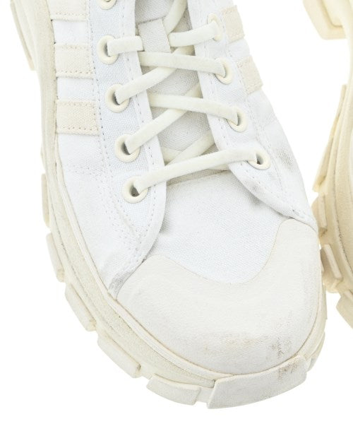 adidas 靴子