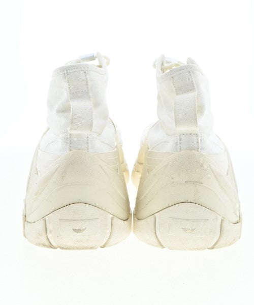 adidas 靴子