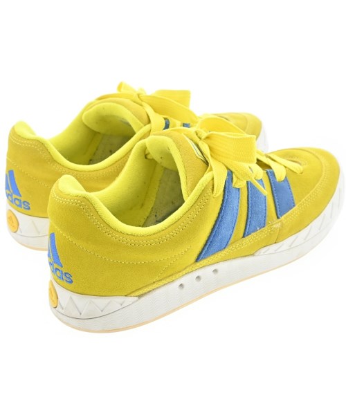 adidas 運動鞋