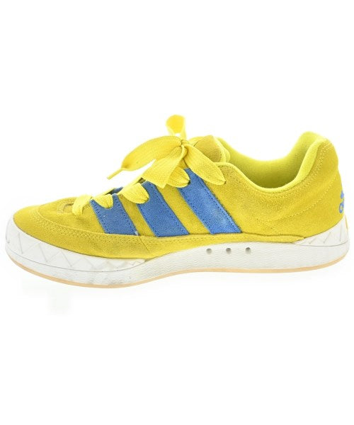 adidas 運動鞋
