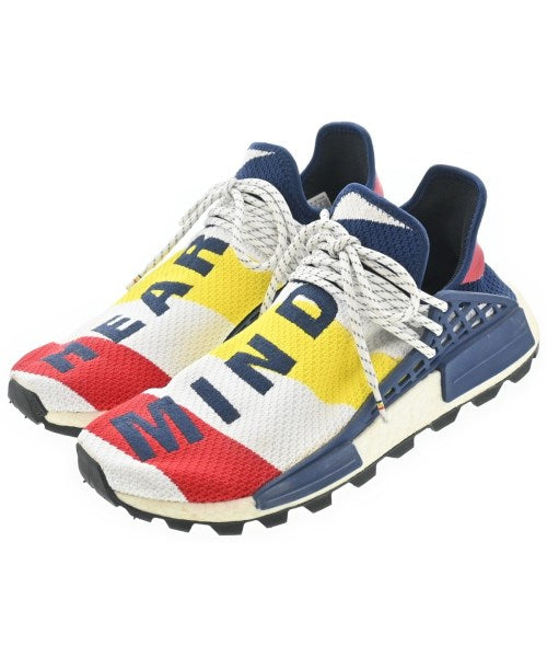 adidas 運動鞋