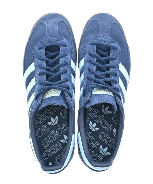 adidas 運動鞋