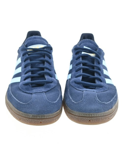 adidas 運動鞋