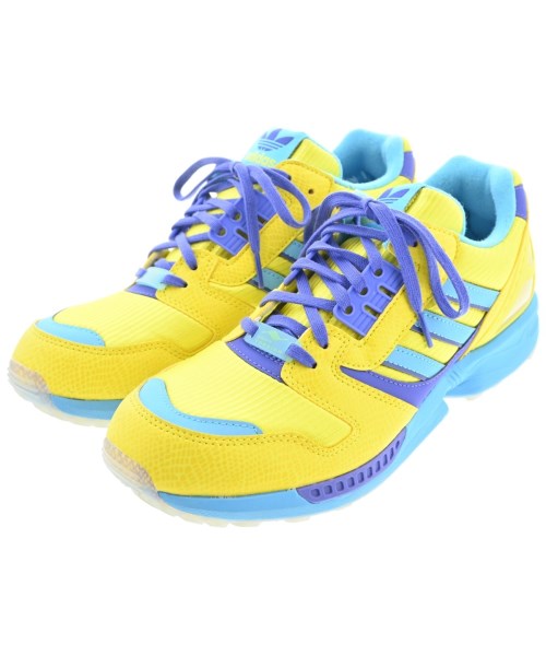 adidas 運動鞋