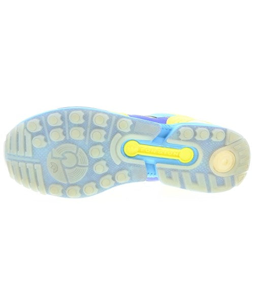 adidas 運動鞋