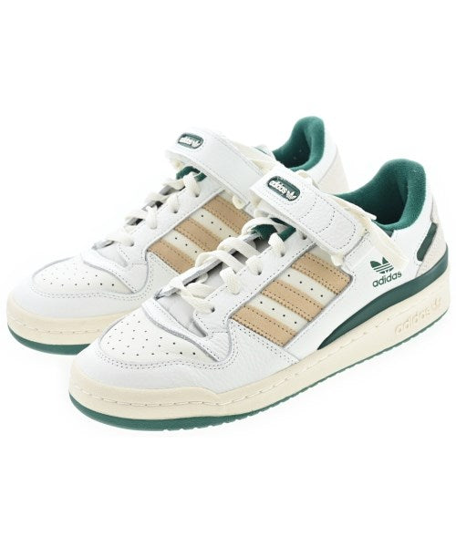 adidas 運動鞋