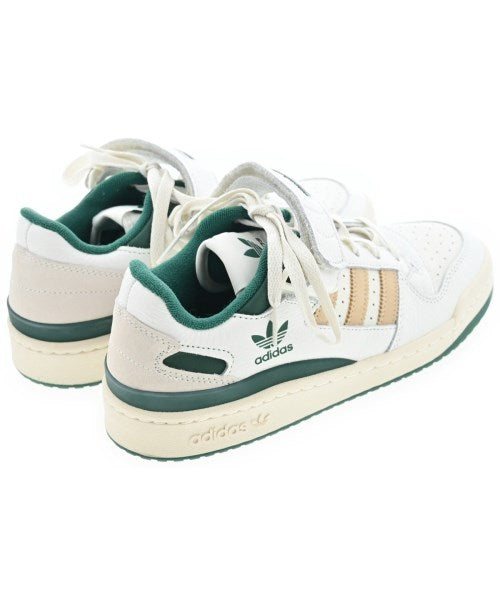adidas 運動鞋
