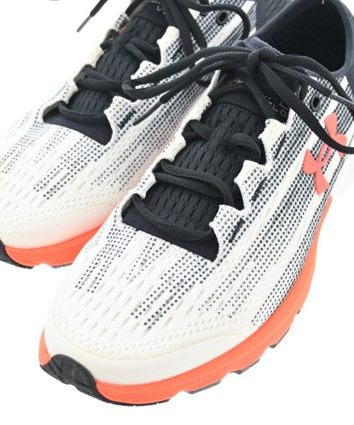 UNDER ARMOUR 運動鞋