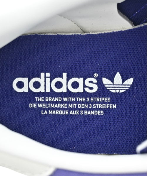 adidas 運動鞋