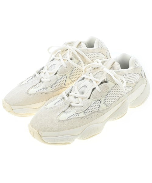 adidas 運動鞋