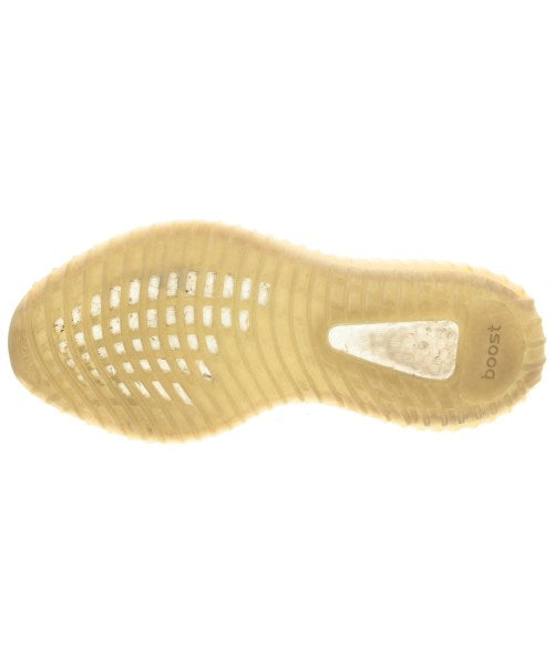 adidas 運動鞋