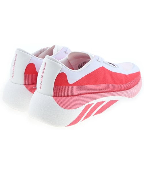 adidas 運動鞋