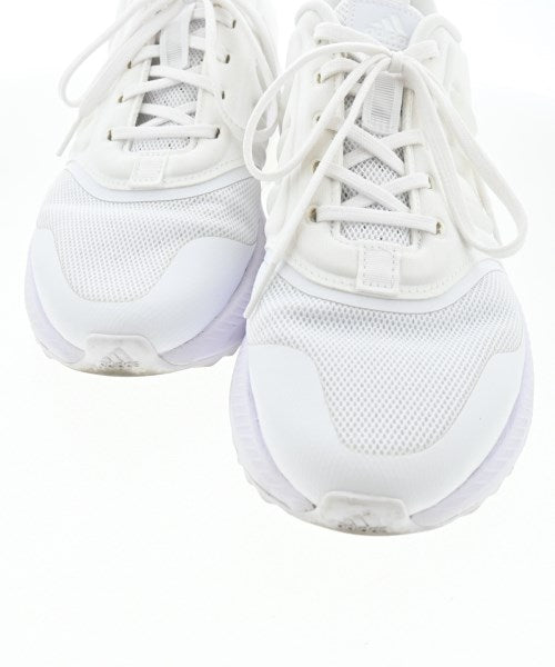 adidas 運動鞋
