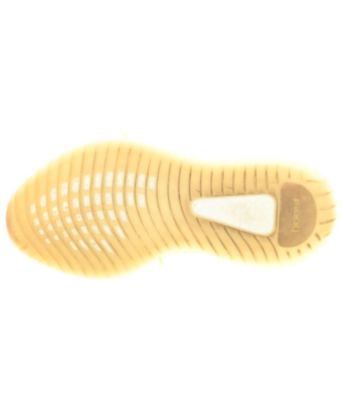 adidas 運動鞋