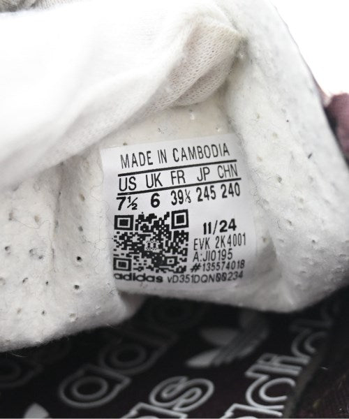 adidas 運動鞋