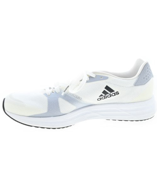 adidas 運動鞋