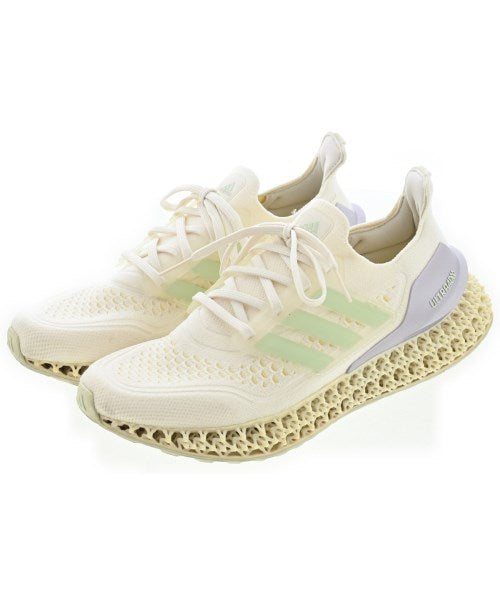 adidas 運動鞋
