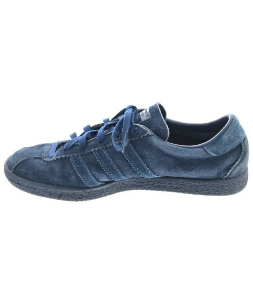adidas 運動鞋