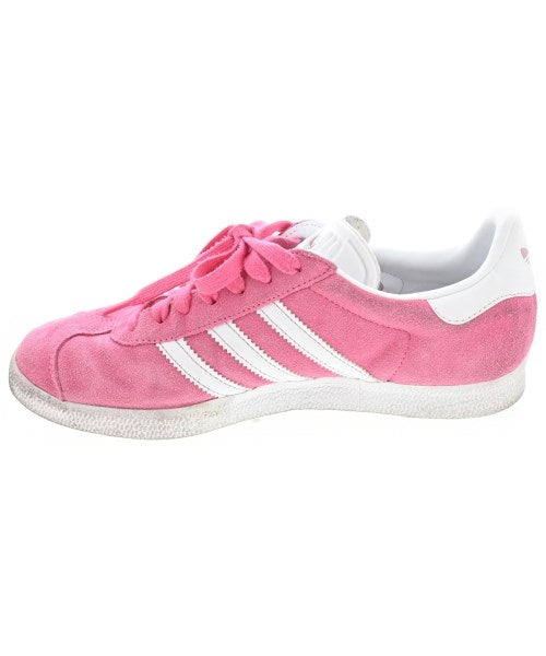 adidas 運動鞋